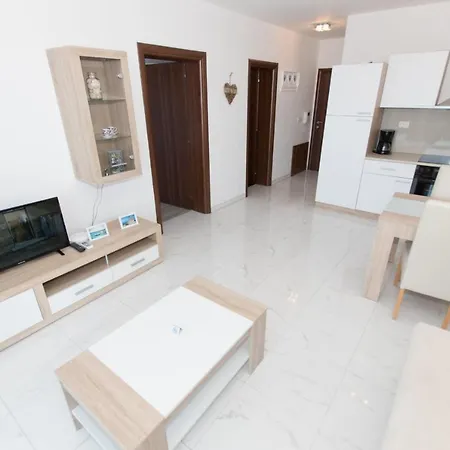 Mat Apartment